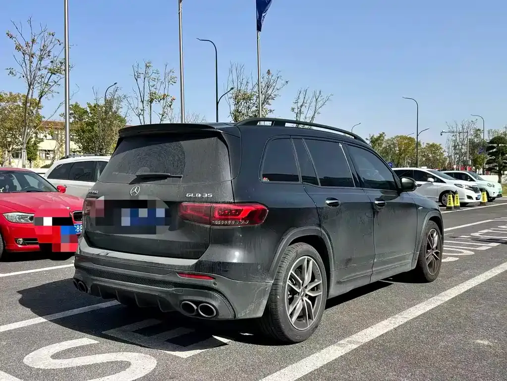 Mercedes-Benz GLB AMG — фото 7