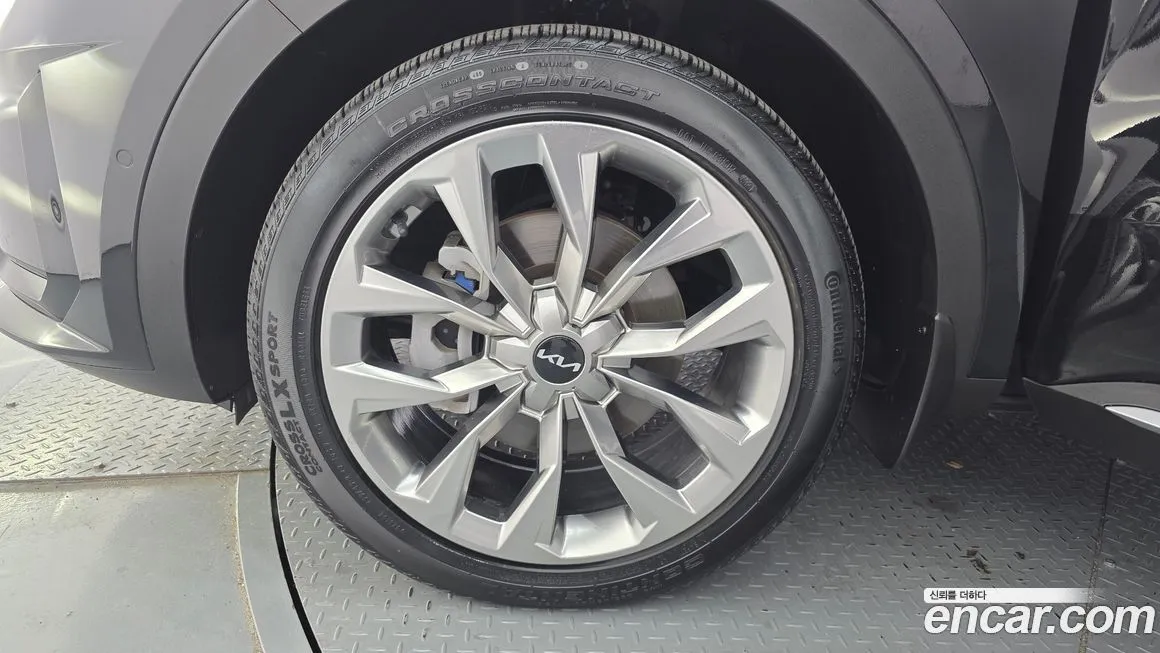 Kia Sorento — фото 5