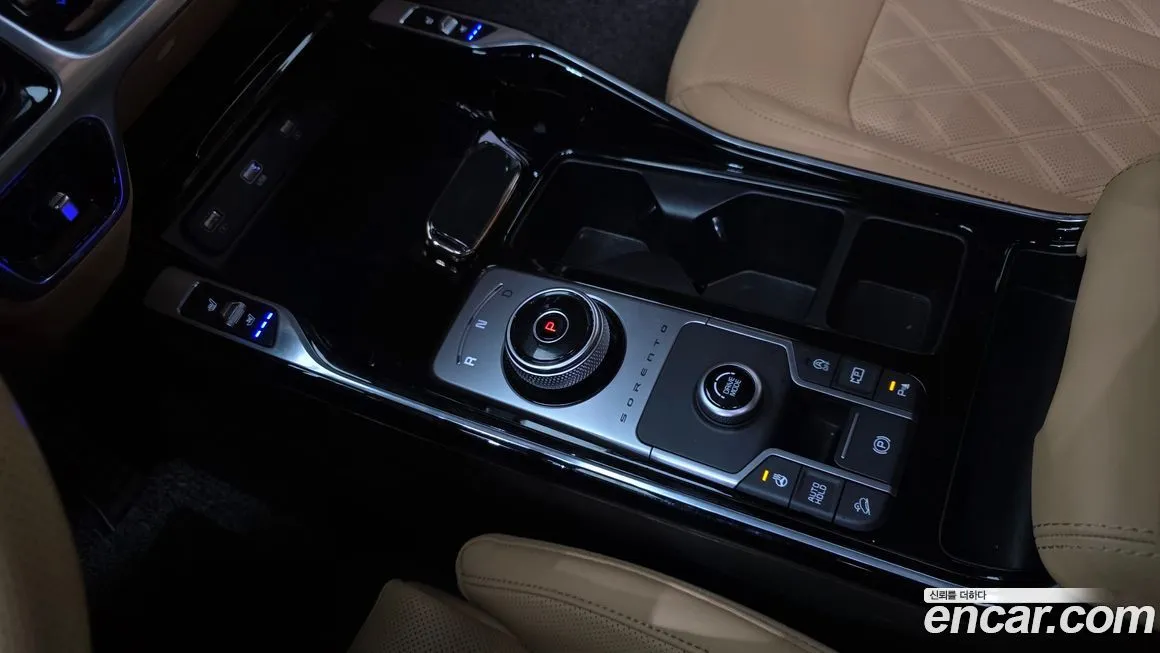 Kia Sorento — фото 9