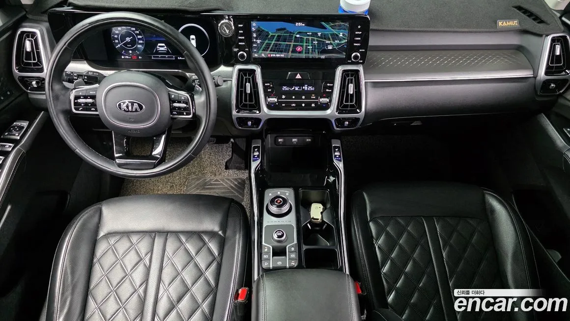 Kia Sorento — фото 7