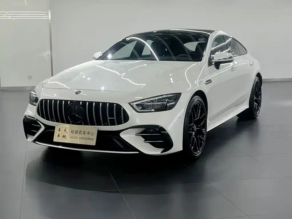 Mercedes-Benz AMG GT — фото 1