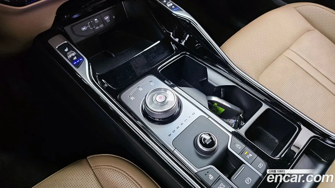 Kia Sorento — фото 9