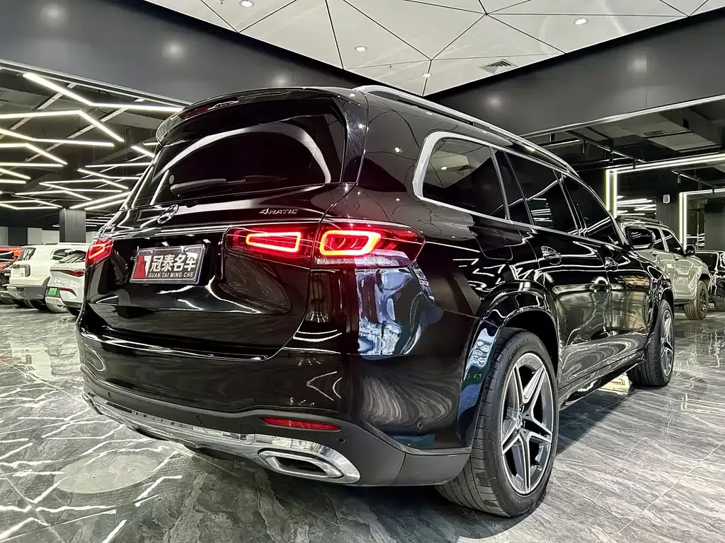 Mercedes-Benz GLS — фото 5