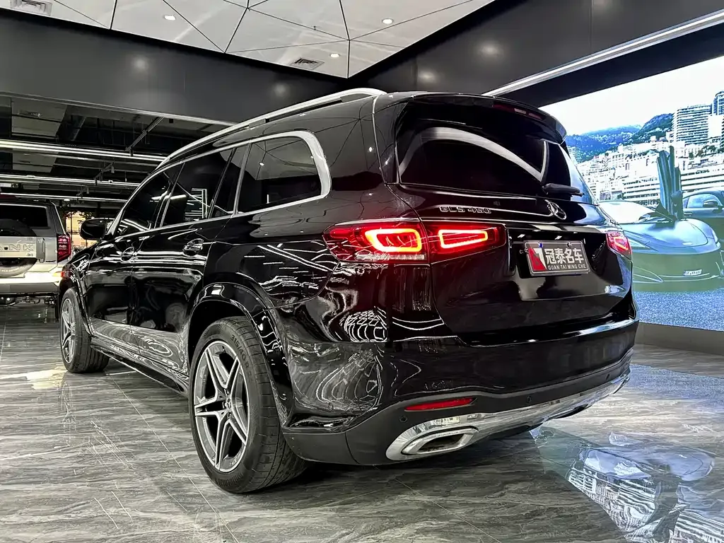 Mercedes-Benz GLS — фото 7