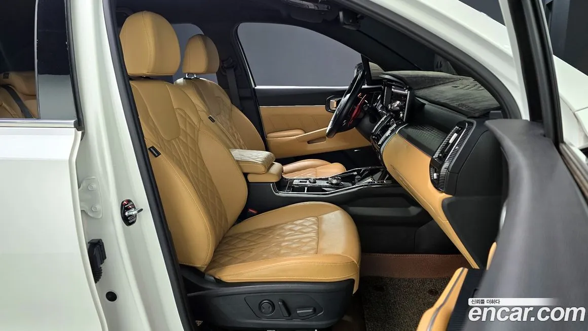 Kia Sorento — фото 10