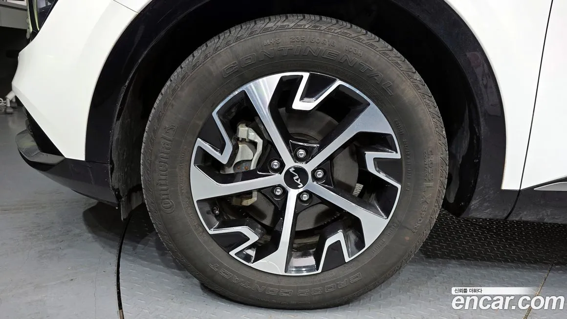 Kia Sportage — фото 5