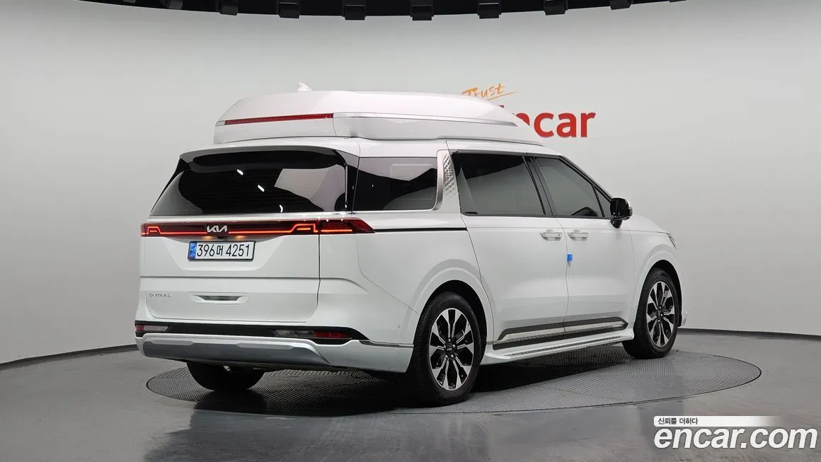 Kia Carnival — фото 2