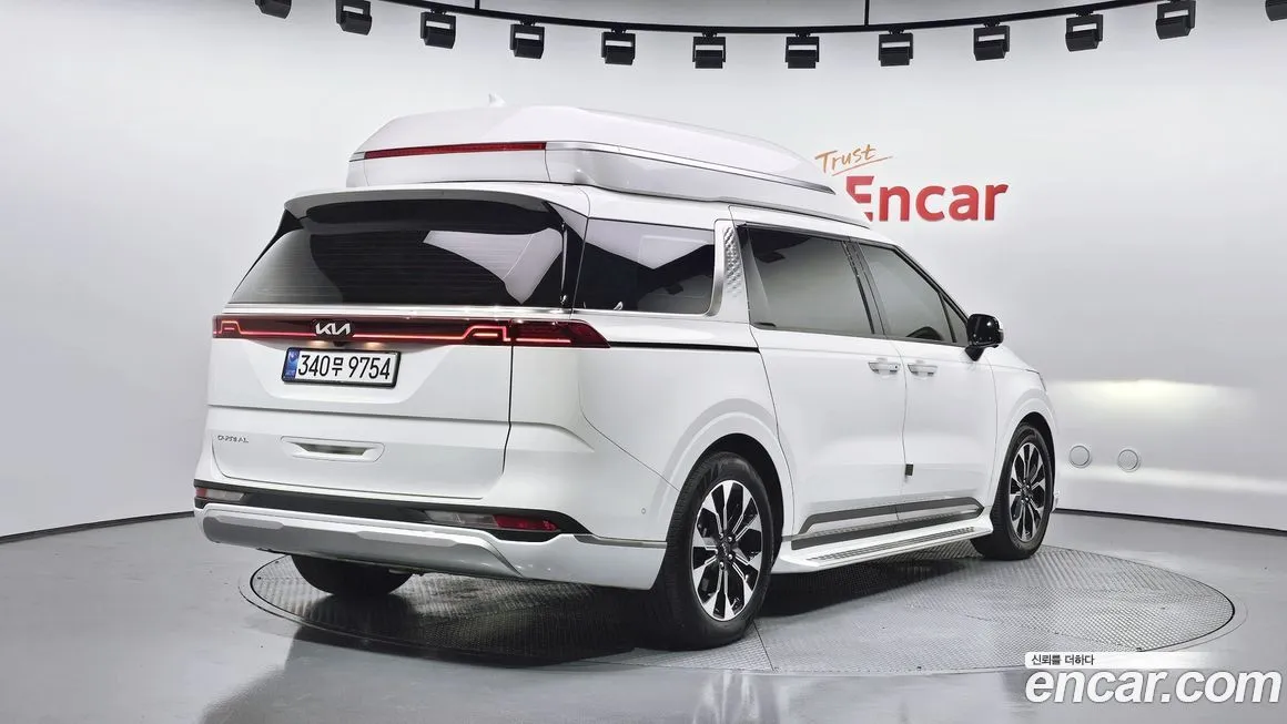 Kia Carnival — фото 2