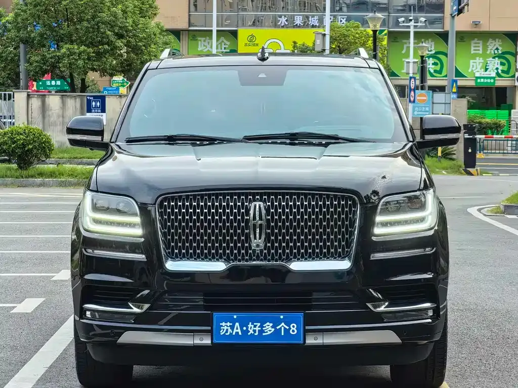 Lincoln Navigator — фото 2