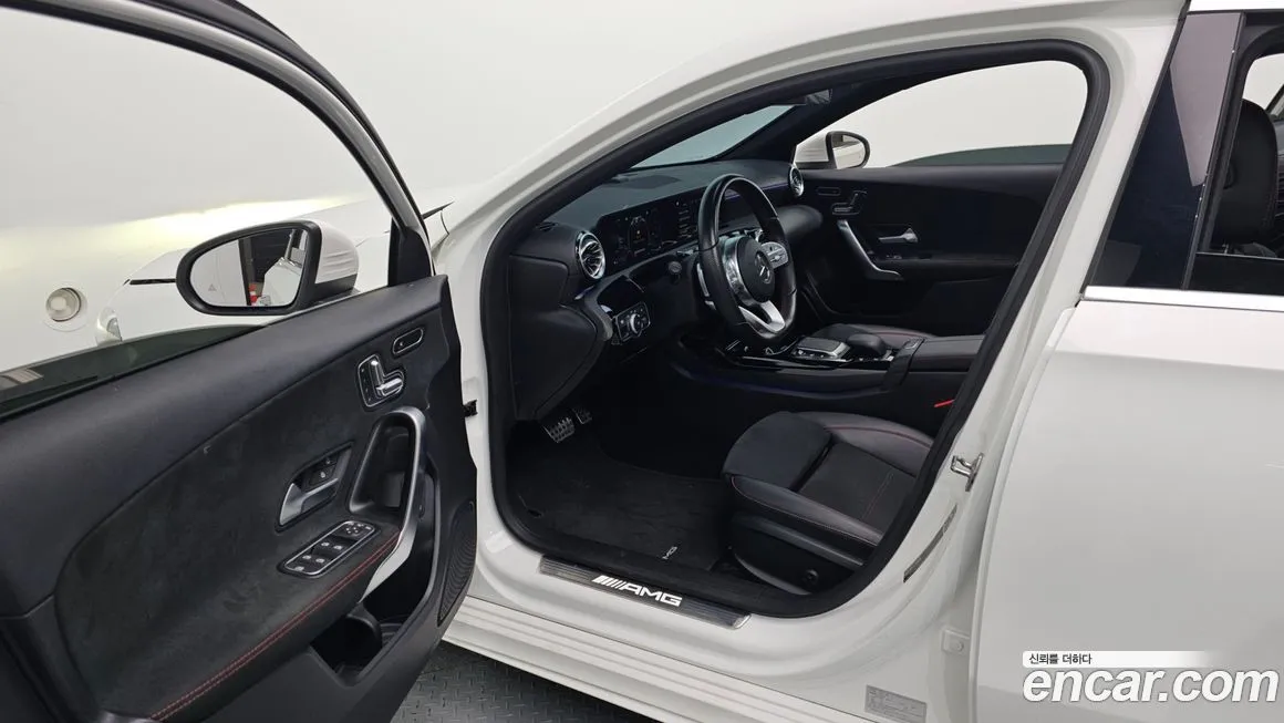 Mercedes-Benz A-Class — фото 10