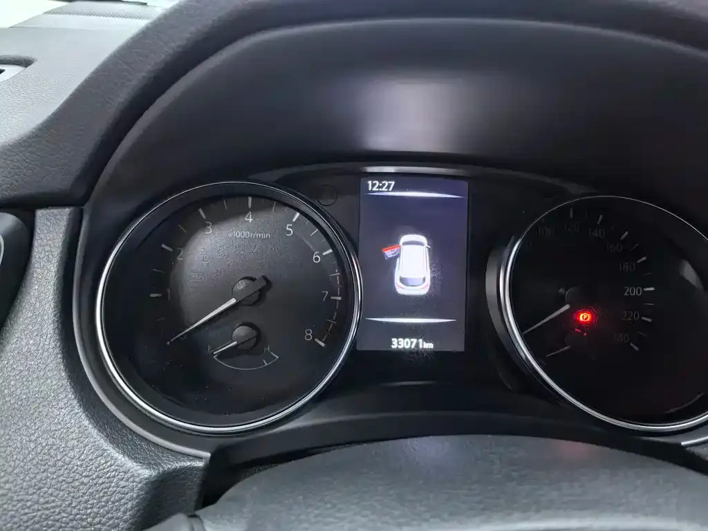 Nissan Qashqai — фото 10