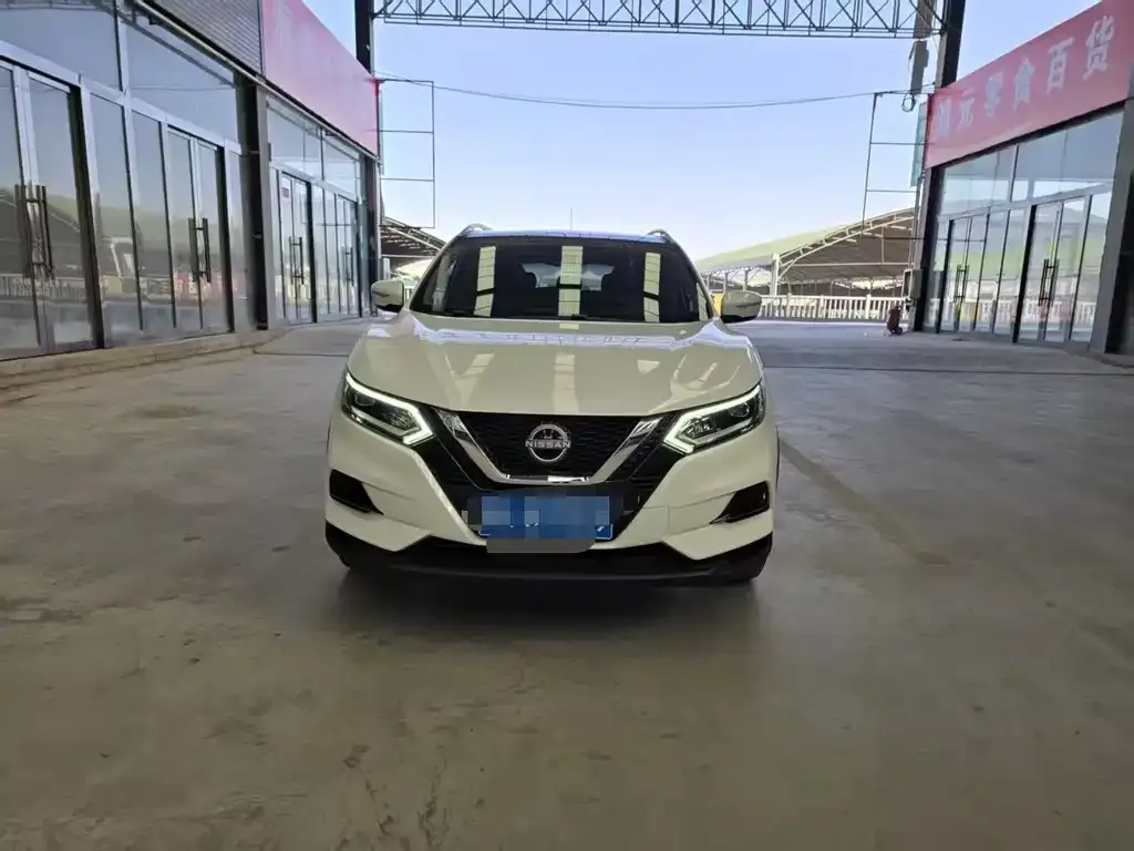 Nissan Qashqai — фото 2