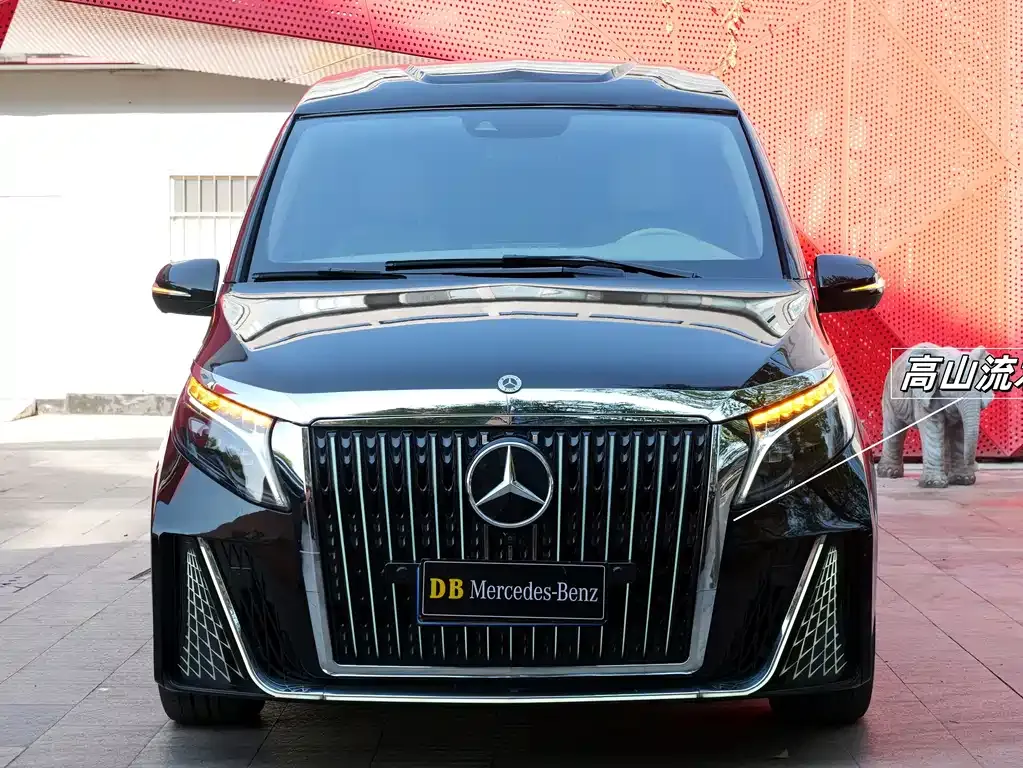 Mercedes-Benz V-Class — фото 2