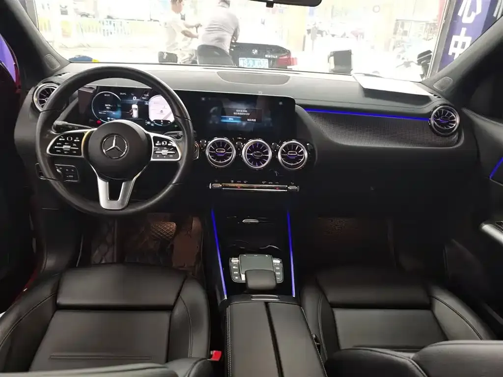Mercedes-Benz GLA — фото 10