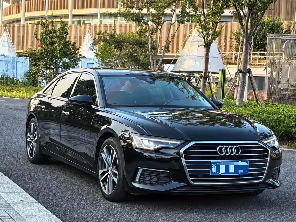 Audi A6L — фото 3