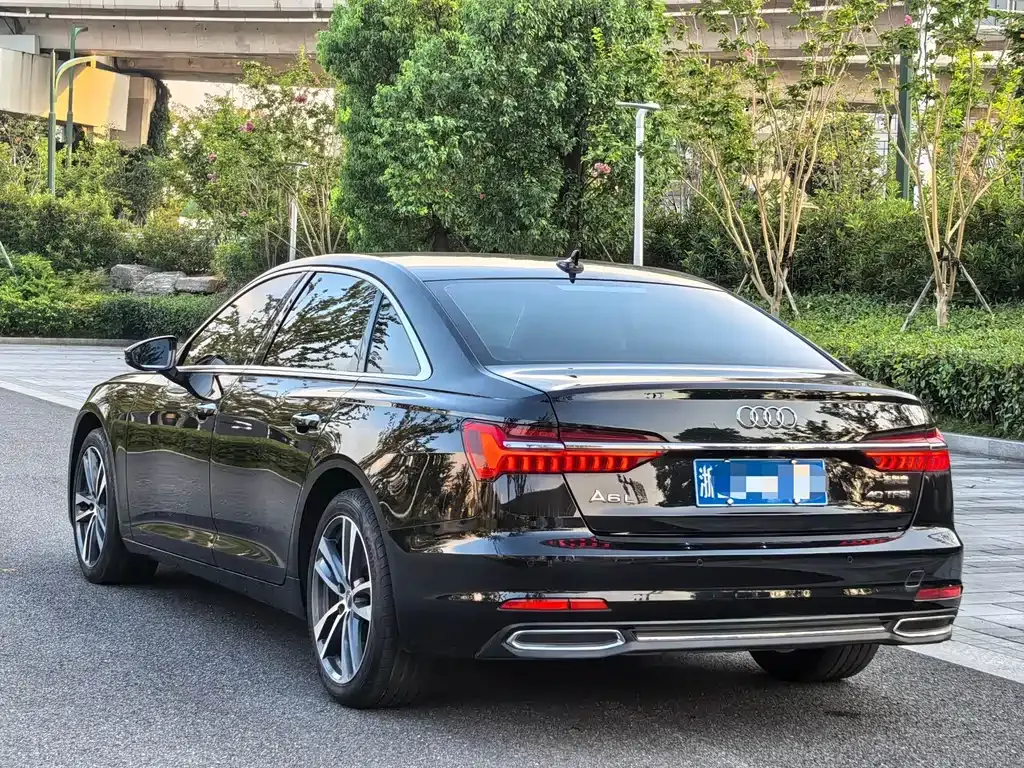 Audi A6L — фото 4