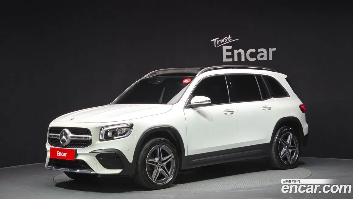 Mercedes-Benz GLB-Class — фото 1