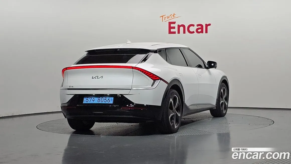 Kia EV6 — фото 2