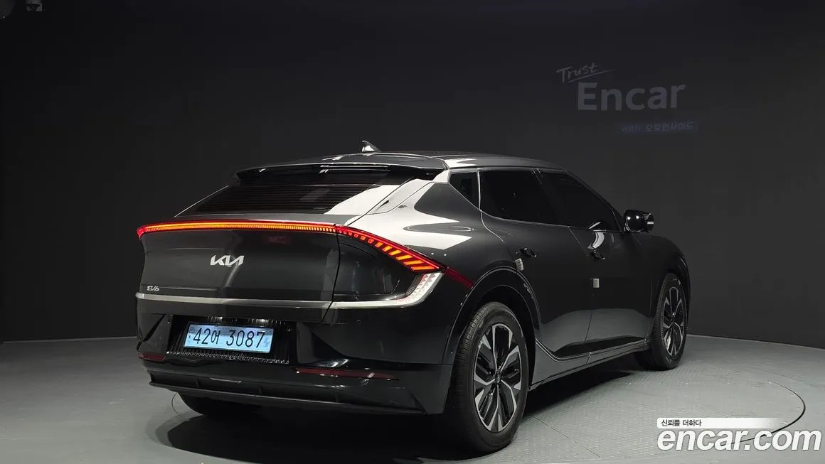 Kia EV6 — фото 2