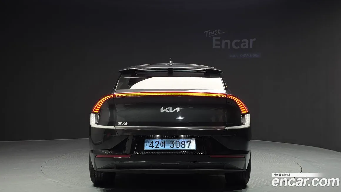 Kia EV6 — фото 4