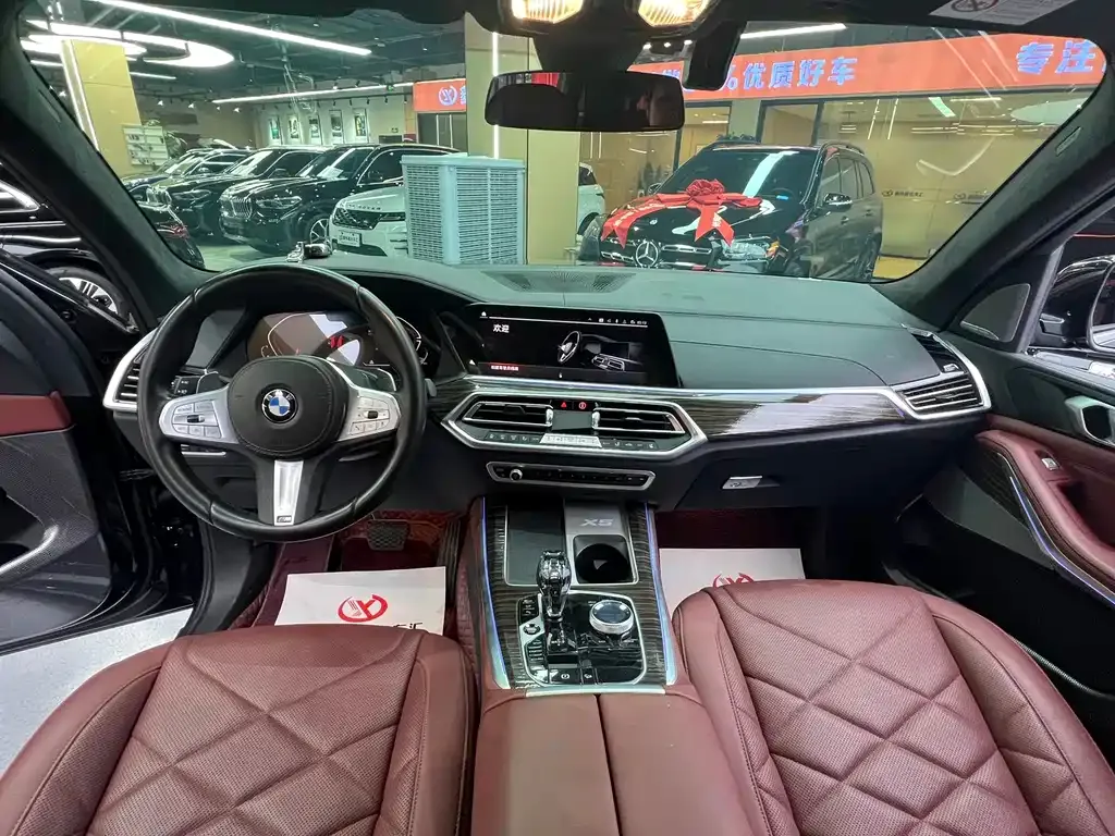 BMW X5 — фото 5
