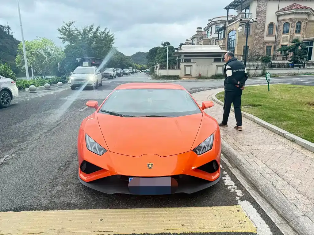 Lamborghini Huracan — фото 2