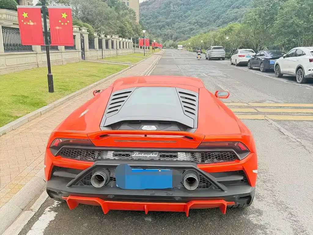 Lamborghini Huracan — фото 5