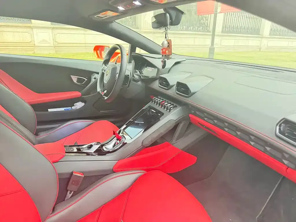 Lamborghini Huracan — фото 9