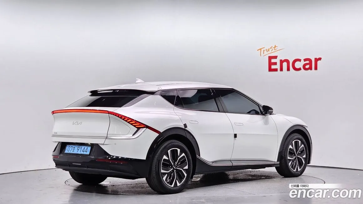 Kia EV6 — фото 2