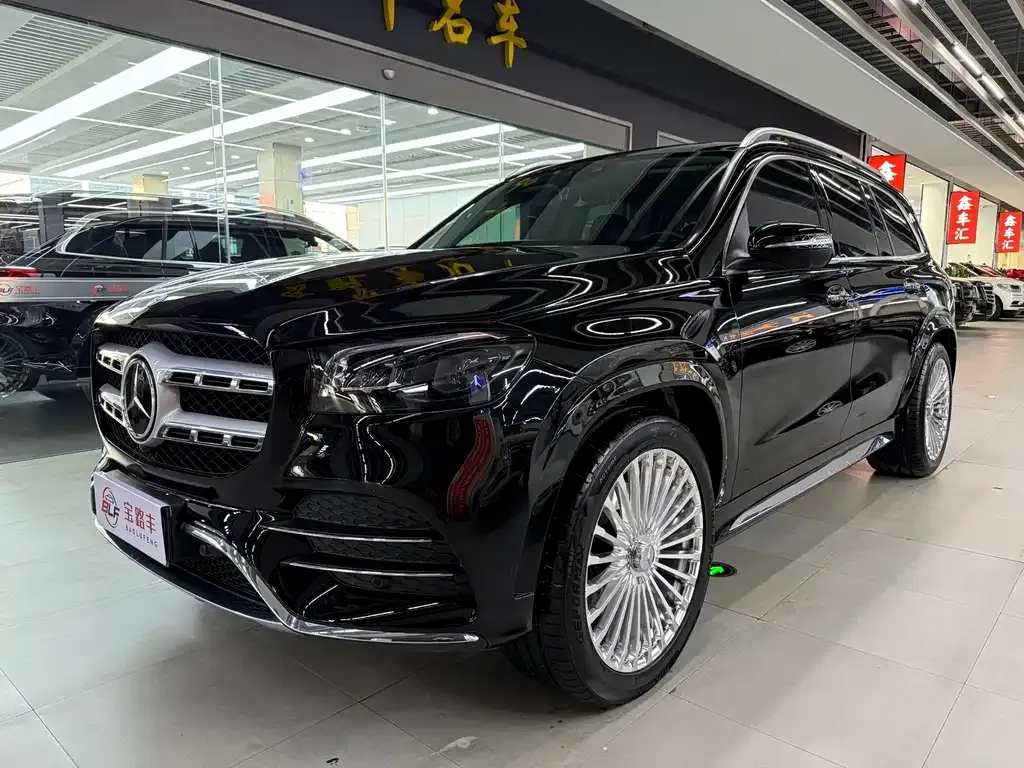Mercedes-Benz GLS — фото 1