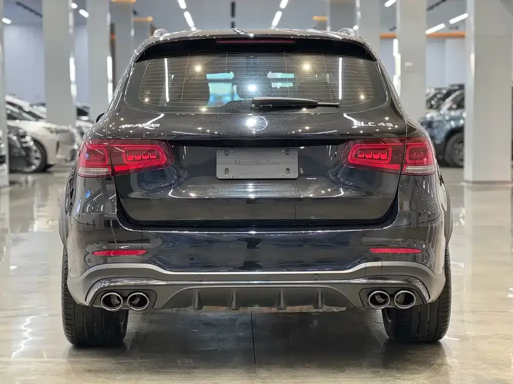 Mercedes-Benz GLC AMG — фото 5