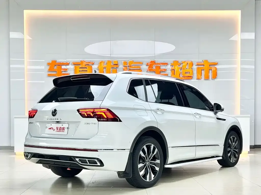 Volkswagen Tiguan L — фото 5