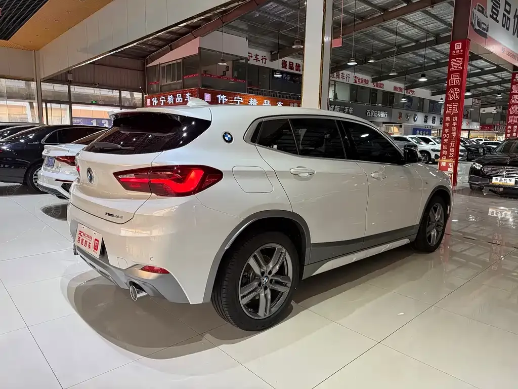 BMW X2 — фото 6