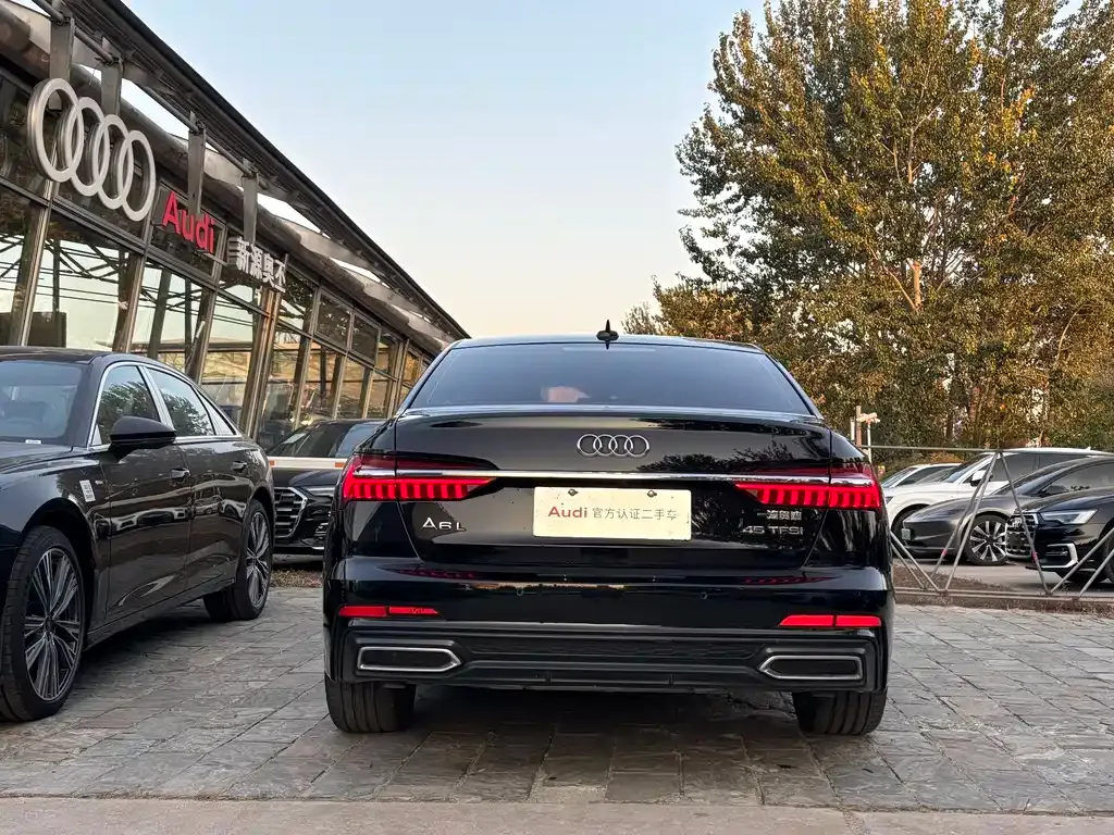 Audi A6L — фото 5
