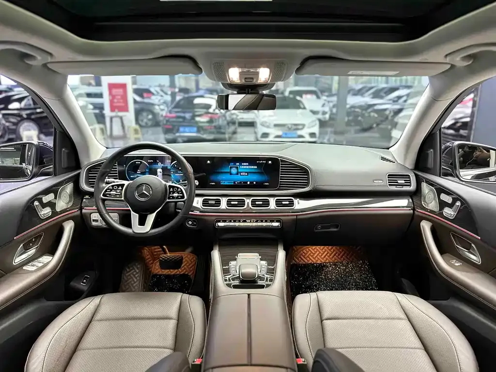 Mercedes-Benz GLE — фото 8