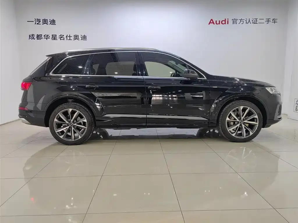 Audi Q7 — фото 3