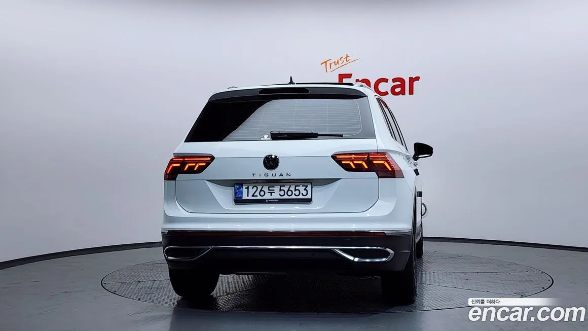 Volkswagen Tiguan — фото 4