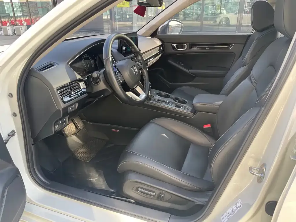 Honda Civic — фото 8