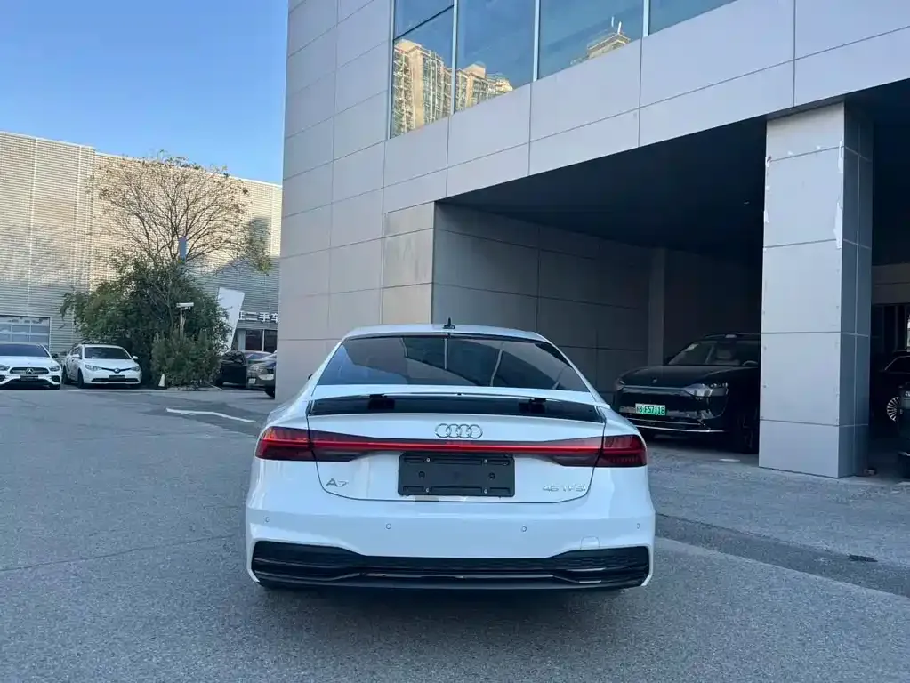 Audi A7 — фото 4