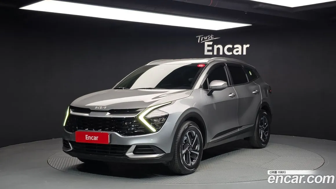 Kia Sportage — фото 1