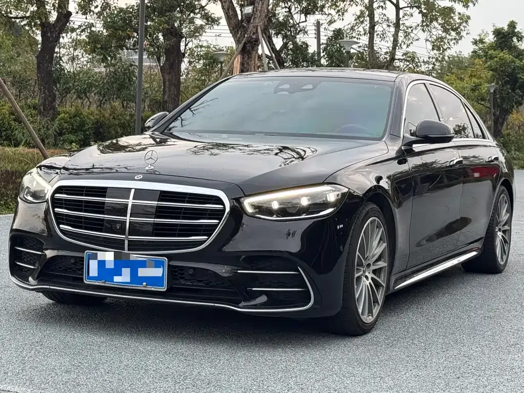 Mercedes-Benz S-Class — фото 1