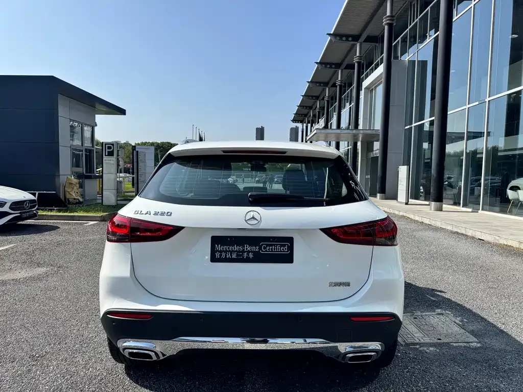 Mercedes-Benz GLA — фото 5