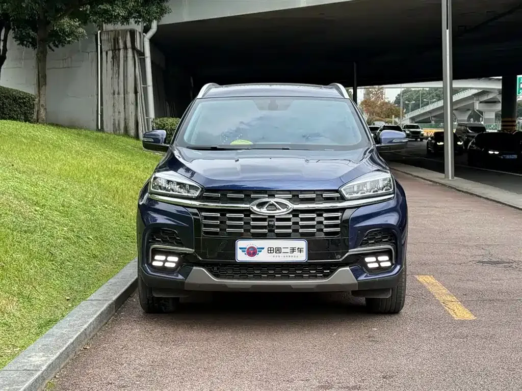 Chery Tiggo 8 — фото 2