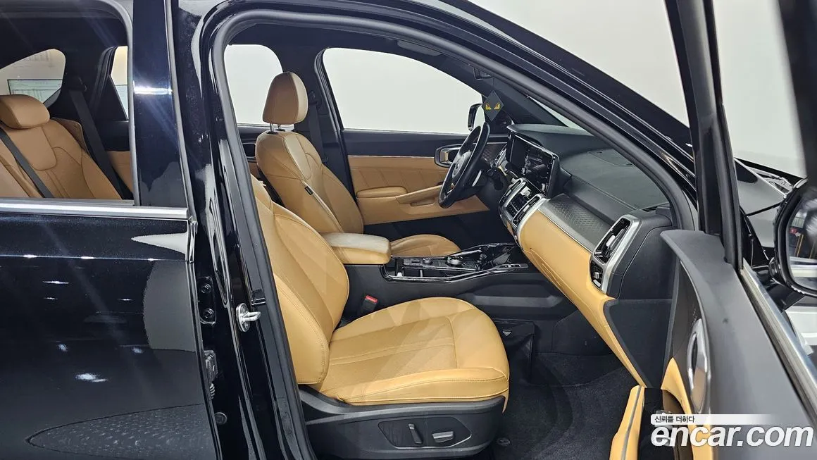 Kia Sorento — фото 10