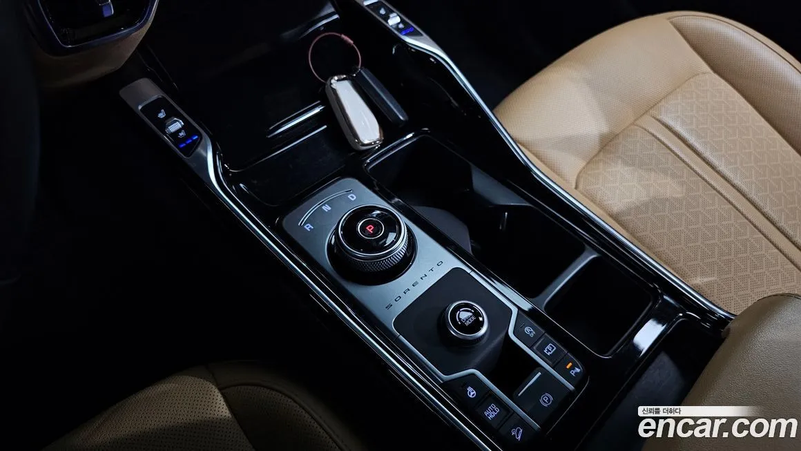Kia Sorento — фото 9