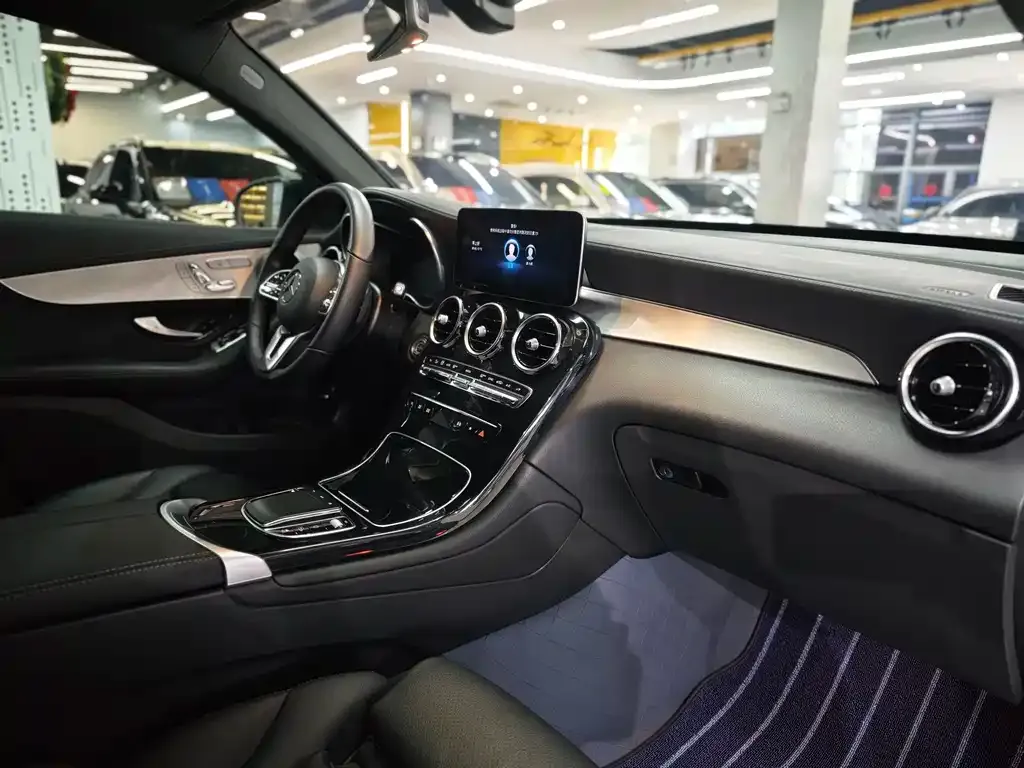 Mercedes-Benz GLC Coupe — фото 10