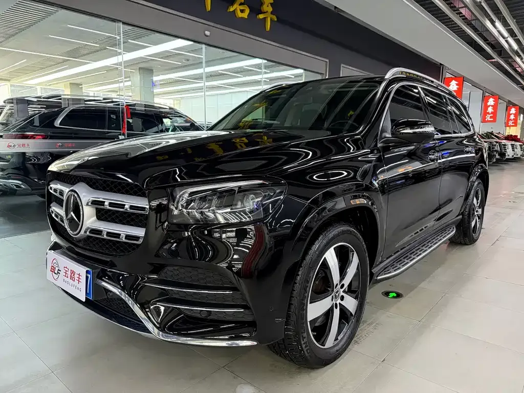 Mercedes-Benz GLS — фото 1