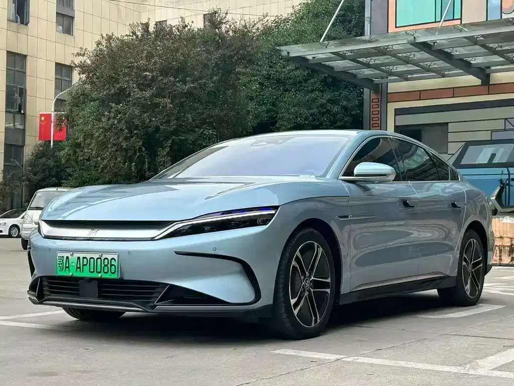 BYD Han — фото 1