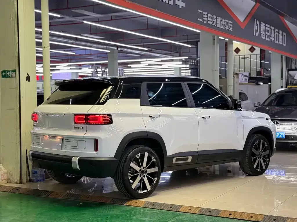 Geely Icon — фото 2