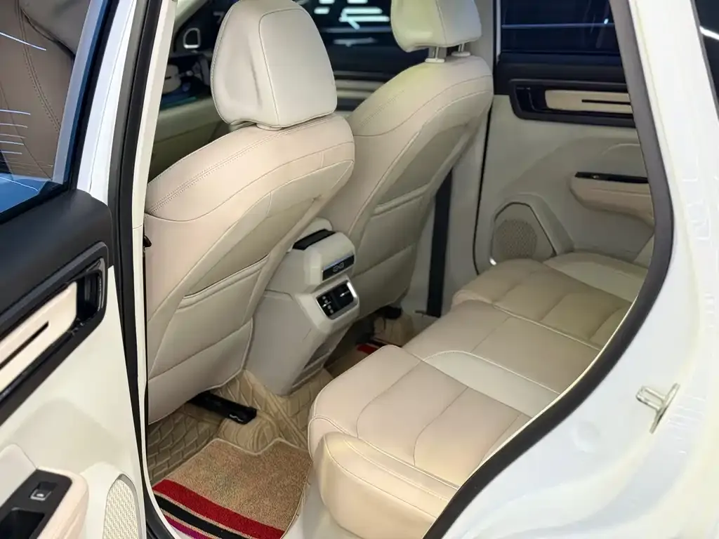 Geely Icon — фото 6